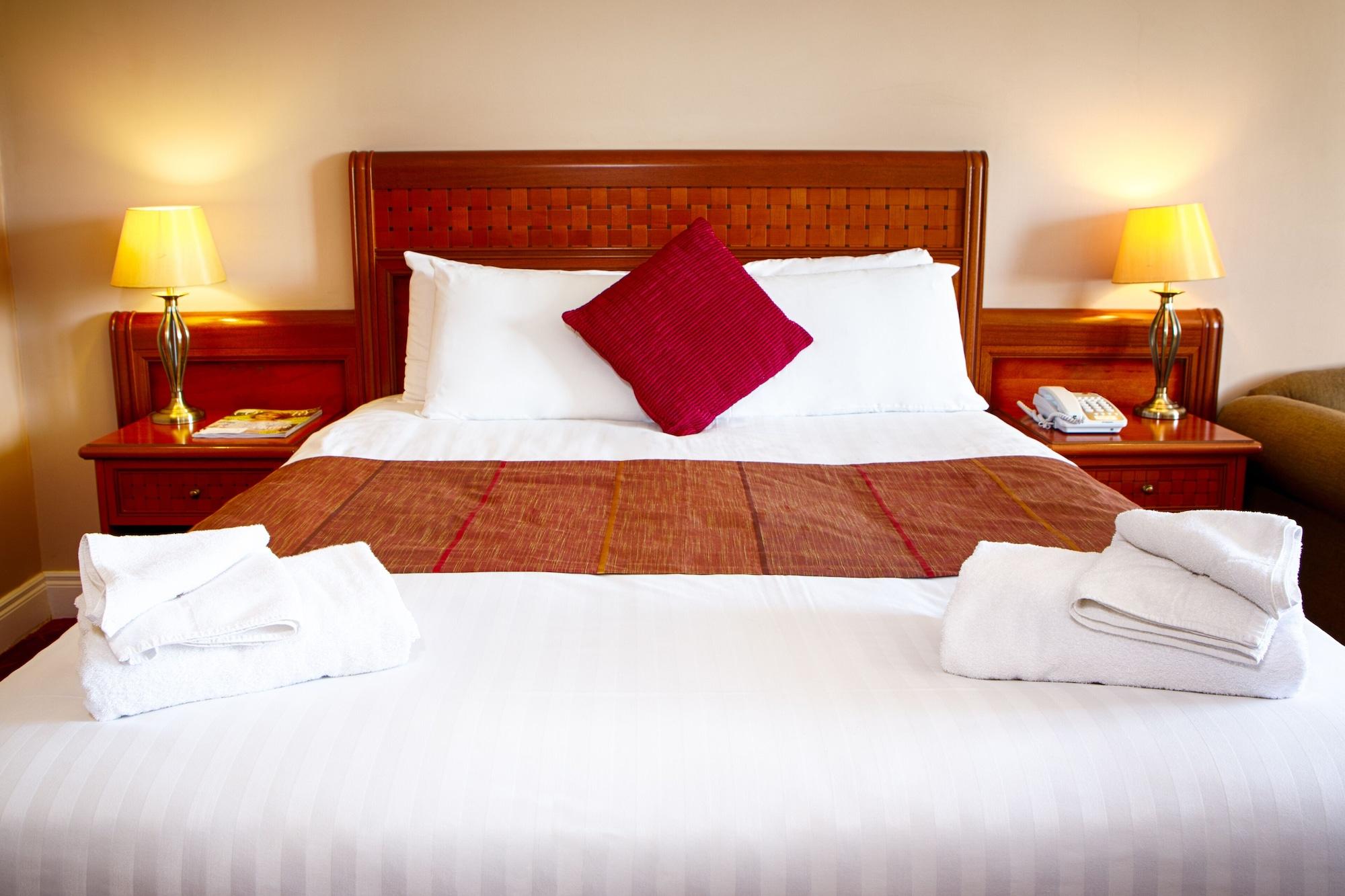 Mcwilliam Park Hotel 클래어모리스 외부 사진