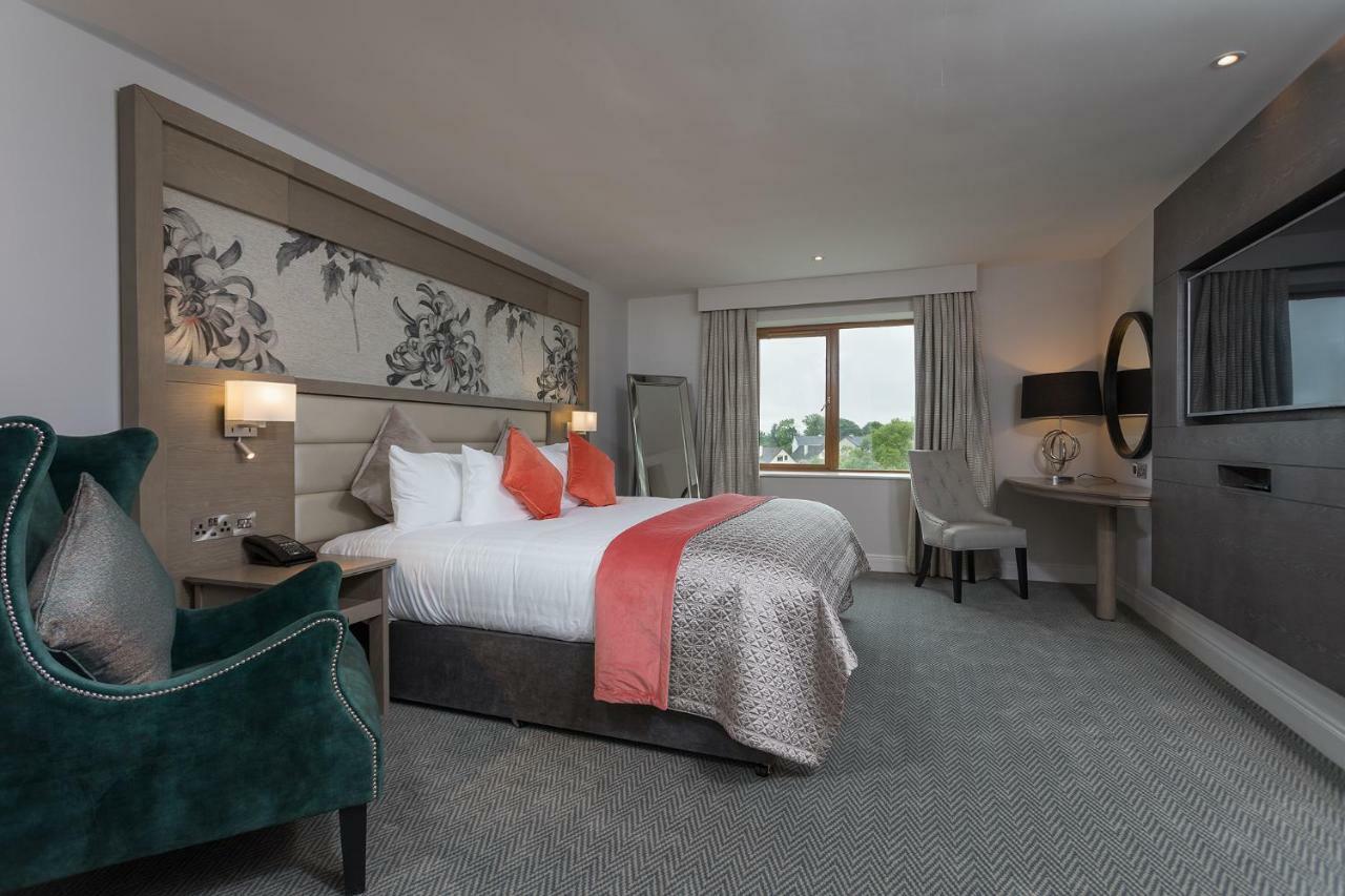 Mcwilliam Park Hotel 클래어모리스 외부 사진